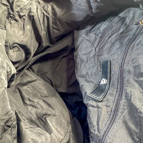 Trending Black Puffer Quilted Nylon Tote Bag - Picture 5 of 6